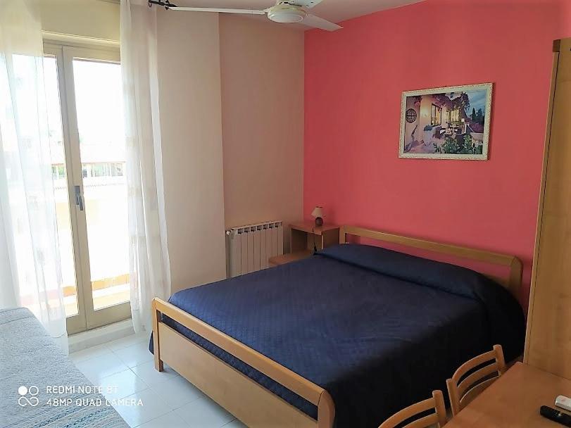 Hotel Eliseo Giardini Naxos Bagian luar foto