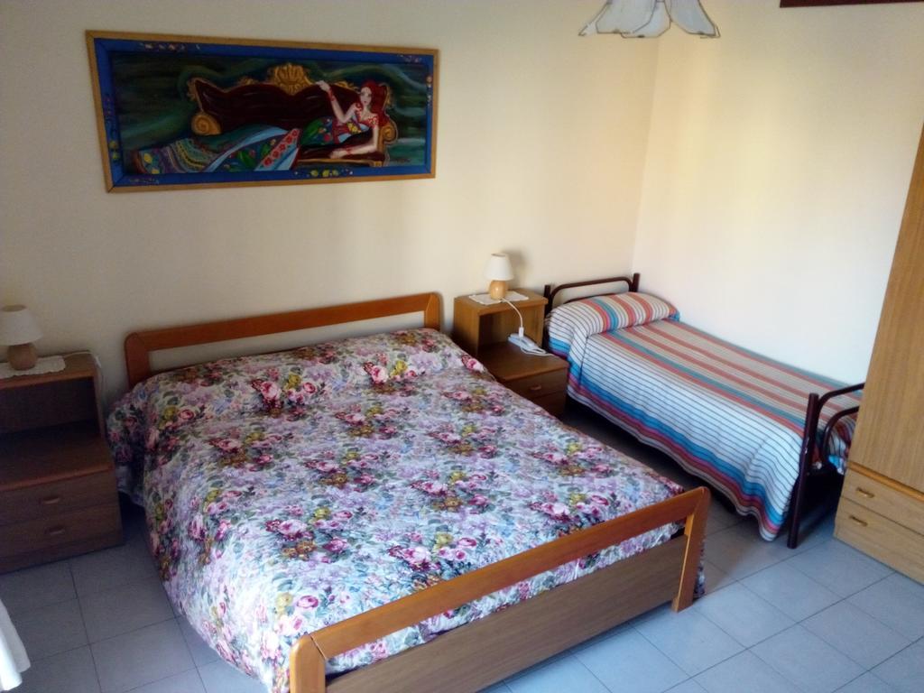 Hotel Eliseo Giardini Naxos Bagian luar foto