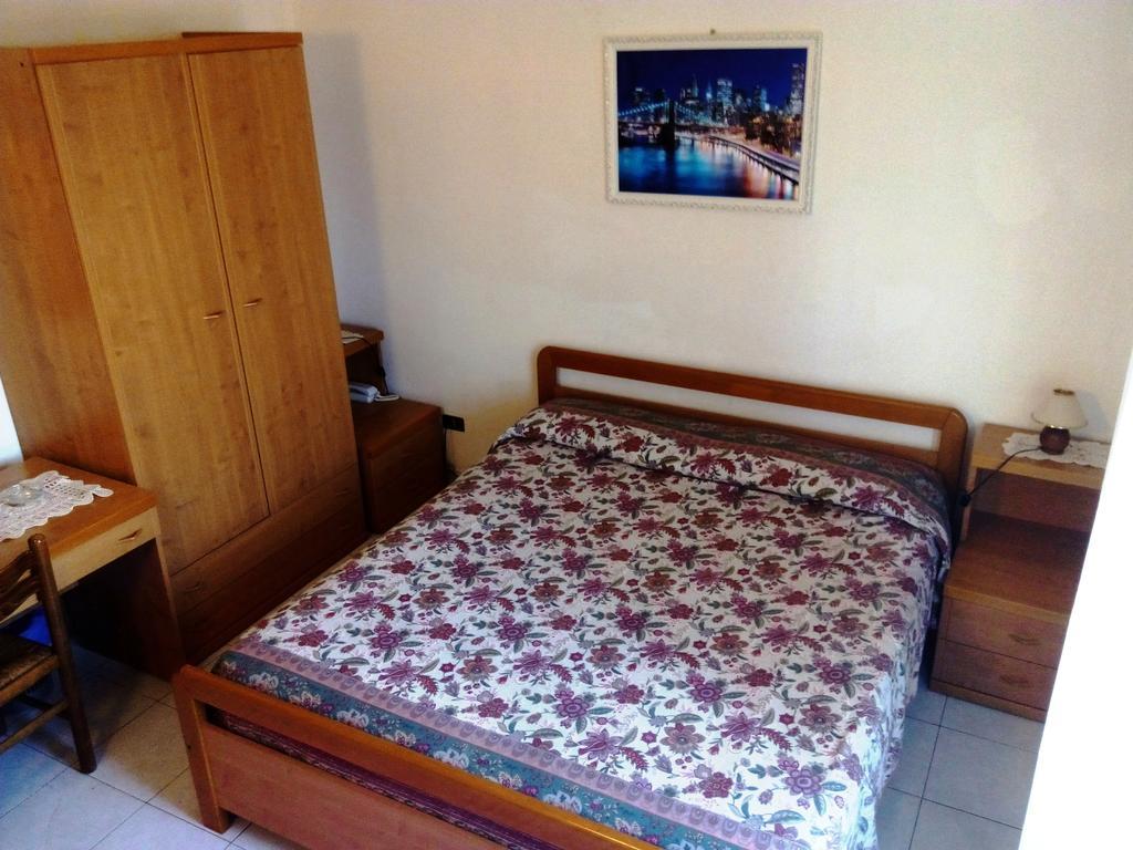 Hotel Eliseo Giardini Naxos Bagian luar foto