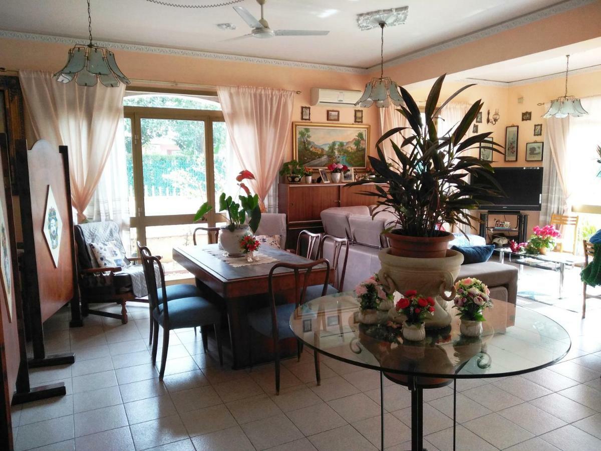 Hotel Eliseo Giardini Naxos Bagian luar foto